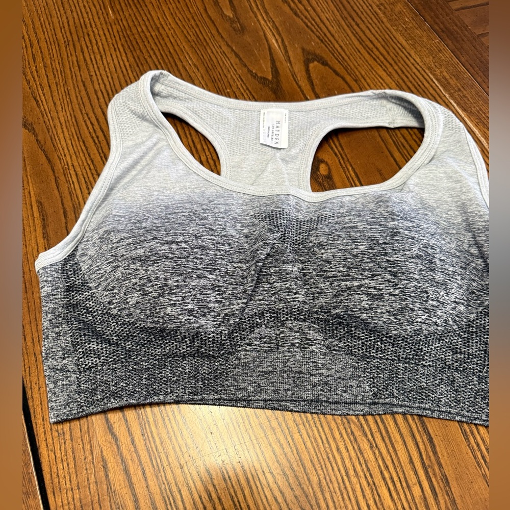 Hayden Sports Bra. NWOT. Size Large.